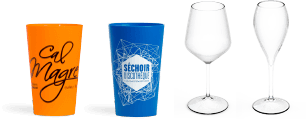 Bicchiere et calici di plastica personalizzati per hotel, bar e ristoranti