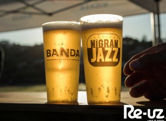 NigranJazz sostenibile con bicchieri riutilizzabili